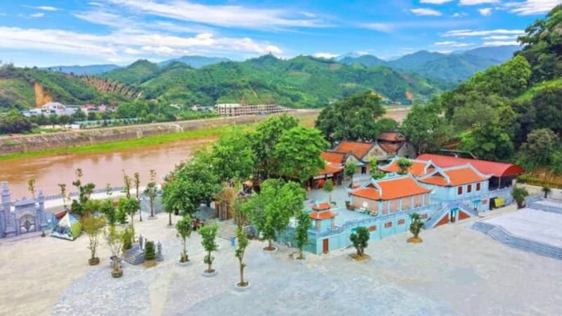 Đền Bảo Hà Uy Linh Bên Dòng Sông Mẹ (Bảo Yên, Lào Cai)